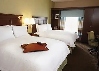 Hotel Hampton & Douglas